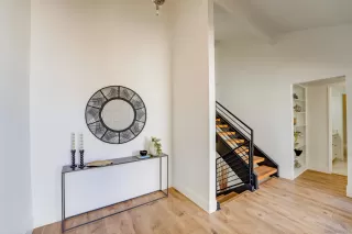 Photo #3: 240001296 Listing 