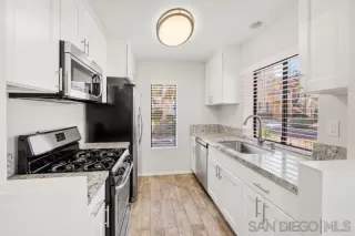 Photo #5: 240001341 Listing