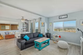 Photo #4: 240001358 Listing