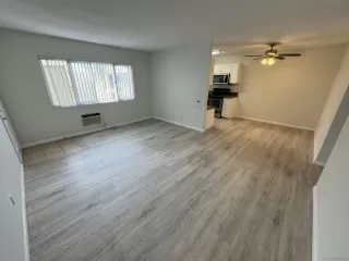 Photo #6: 240001379 Listing