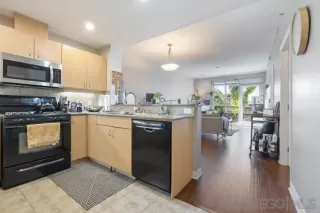 Photo #2: 240001385 Listing