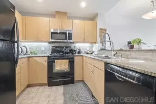 Photo #3: 240001385 Listing