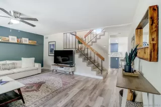 Photo #1: 240001386 Listing