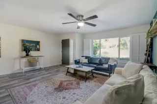 Photo #3: 240001386 Listing