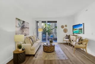 Photo #1: 240001389 Listing 