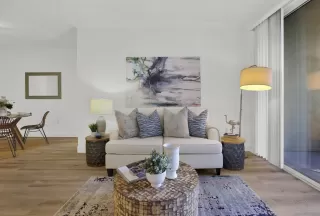 Photo #6: 240001389 Listing 