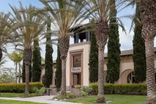 Photo #1: 240001390 Listing 