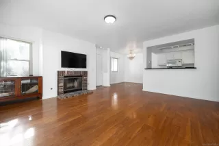 Photo #2: 240001392 Listing