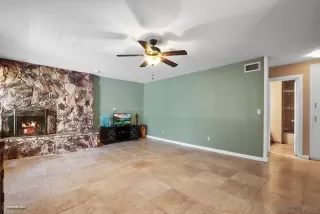 Photo #2: 240001394 Listing