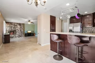 Photo #4: 240001394 Listing