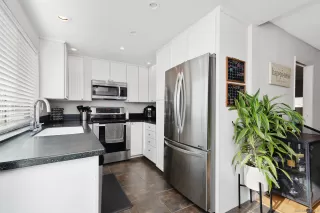 Photo #6: 240001419 Listing