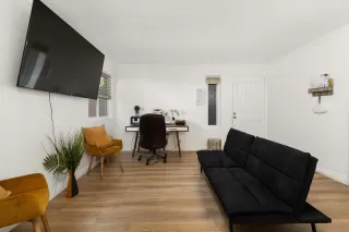 Photo #5: 240001424 Listing