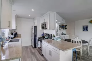 Photo #5: 240001433 Listing 