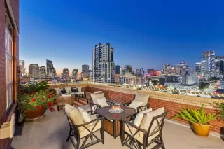 Photo #2: 240001467 Listing 