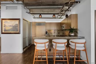 Photo #4: 240001467 Listing 