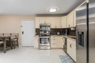 Photo #1: 240001487 Listing