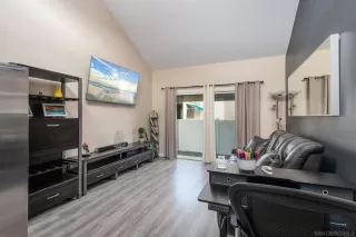 Photo #4: 240001487 Listing