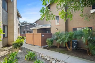 Photo #1: 240001498 Listing