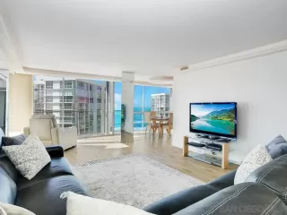 Photo #2: 240001504 Listing 