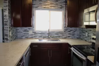 Photo #1: 240001528 Listing 