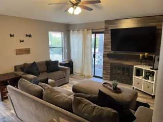 Photo #6: 240001541 Listing