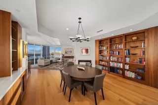 Photo #2: 240001569 Listing 