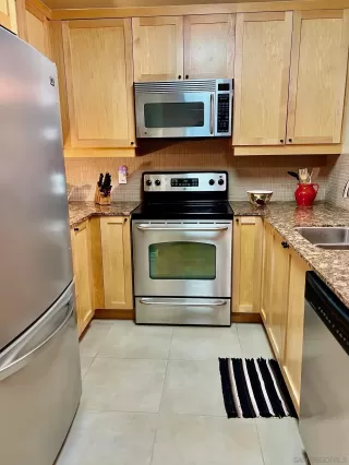 Photo #6: 240001590 Listing 