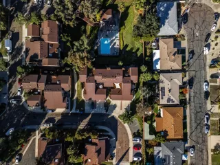 Photo #2: 240001622 Listing