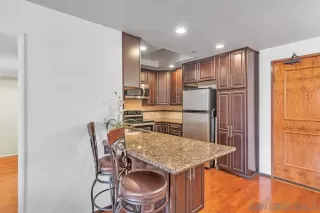 Photo #2: 240001645 Listing