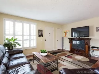 Photo #1: 240001649 Listing 