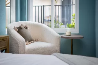 Photo #5: 240001651 Listing