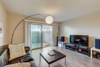 Photo #3: 240001660 Listing