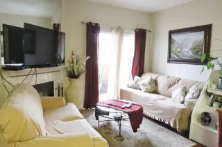 Photo #4: 240001666 Listing