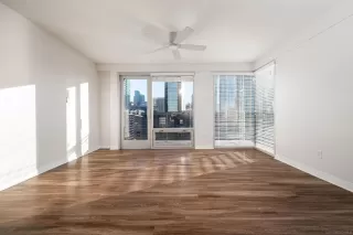 Photo #4: 240001690 Listing