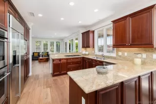 Photo #5: 240001696 Listing