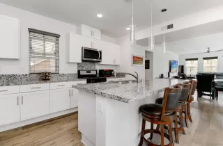 Photo #1: 240001757 Listing