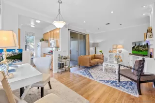 Photo #2: 240001825 Listing 