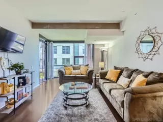 Photo #3: 240001826 Listing