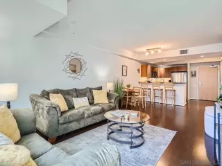 Photo #5: 240001826 Listing