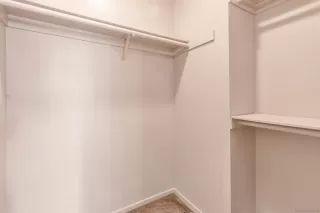 Photo #2: 240001828 Listing