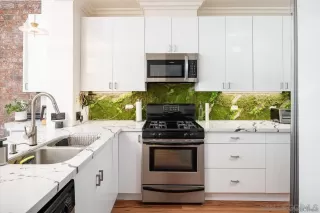 Photo #4: 240001850 Listing