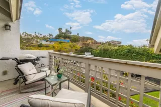 Photo #2: 240001851 Listing