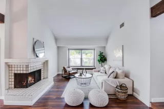 Photo #2: 240001870 Listing