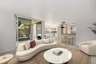 Photo #2: 240001896 Listing