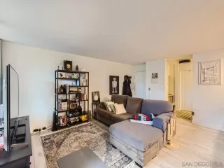 Photo #2: 240001910 Listing 