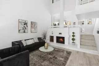 Photo #3: 240001912 Listing