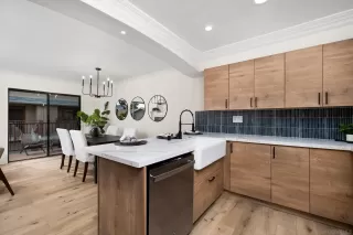 Photo #6: 240001921 Listing