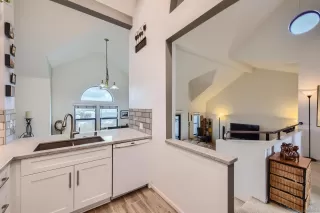 Photo #6: 240001926 Listing