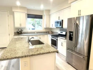 Photo #6: 240001941 Listing