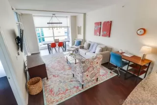 Photo #4: 240001953 Listing 